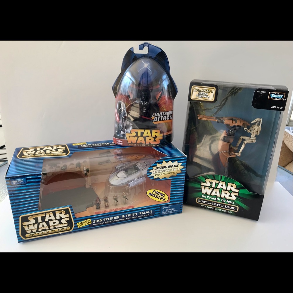 3 Collectable Star Wars toys phantom menace Disney